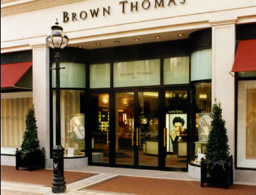 fachada de la tienda Brown Thomas