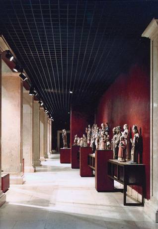 figuras expuestas en el Museo Nacional de Arte Antigua de Lisboa
